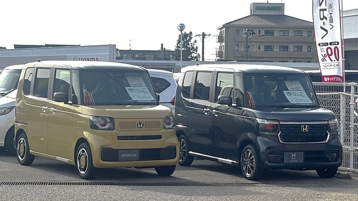 トヨタと日産の車を維持費で比べる｜35車種を同じ条件で